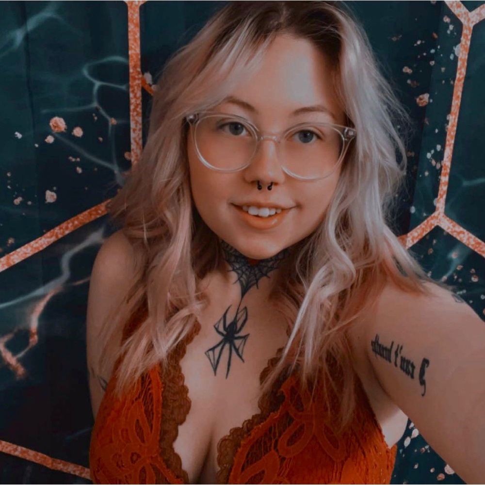 Meet your Posher, Kaylin